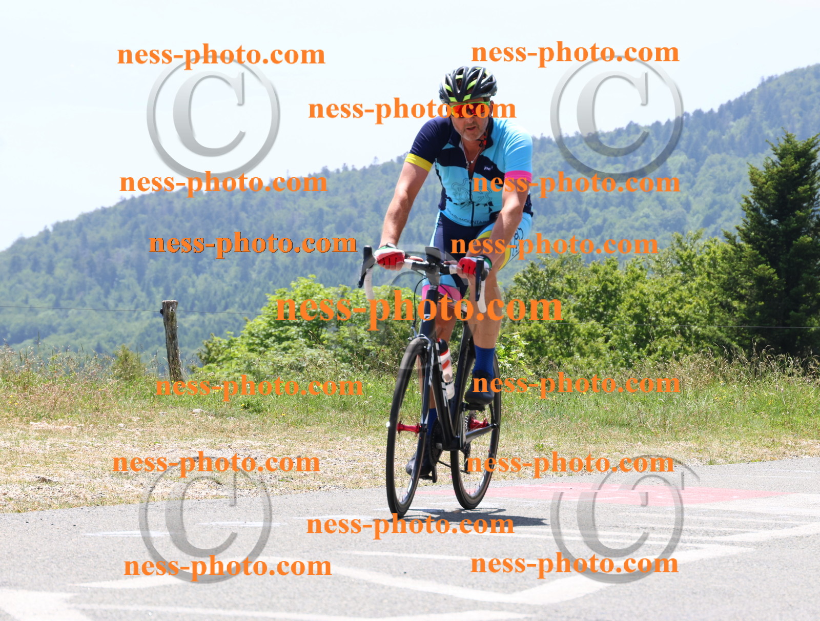 Col du grand Colombier (2874).JPG