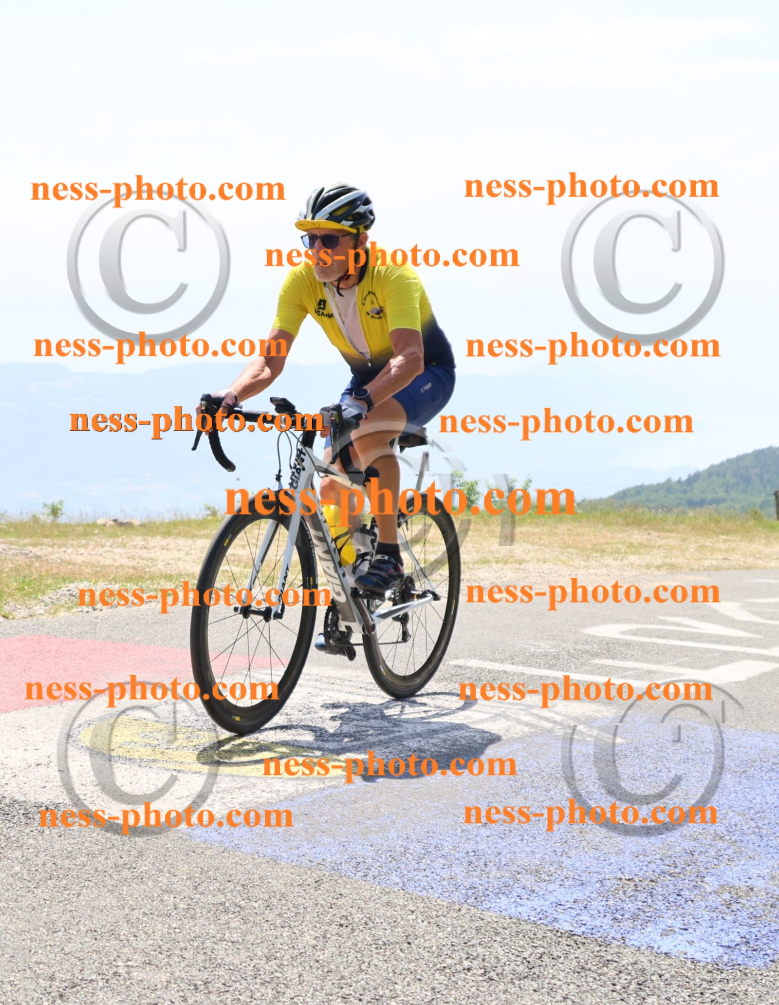 Col du grand Colombier (2443).JPG