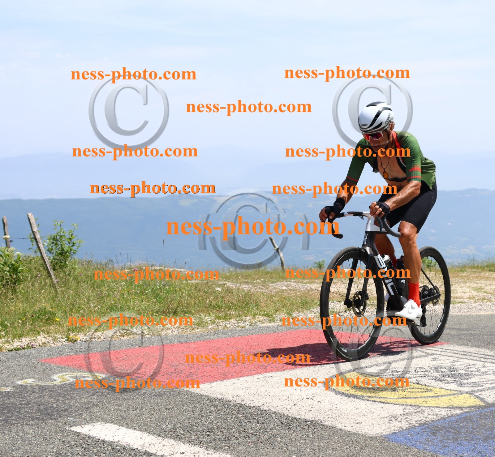 Col du grand Colombier (3198).JPG