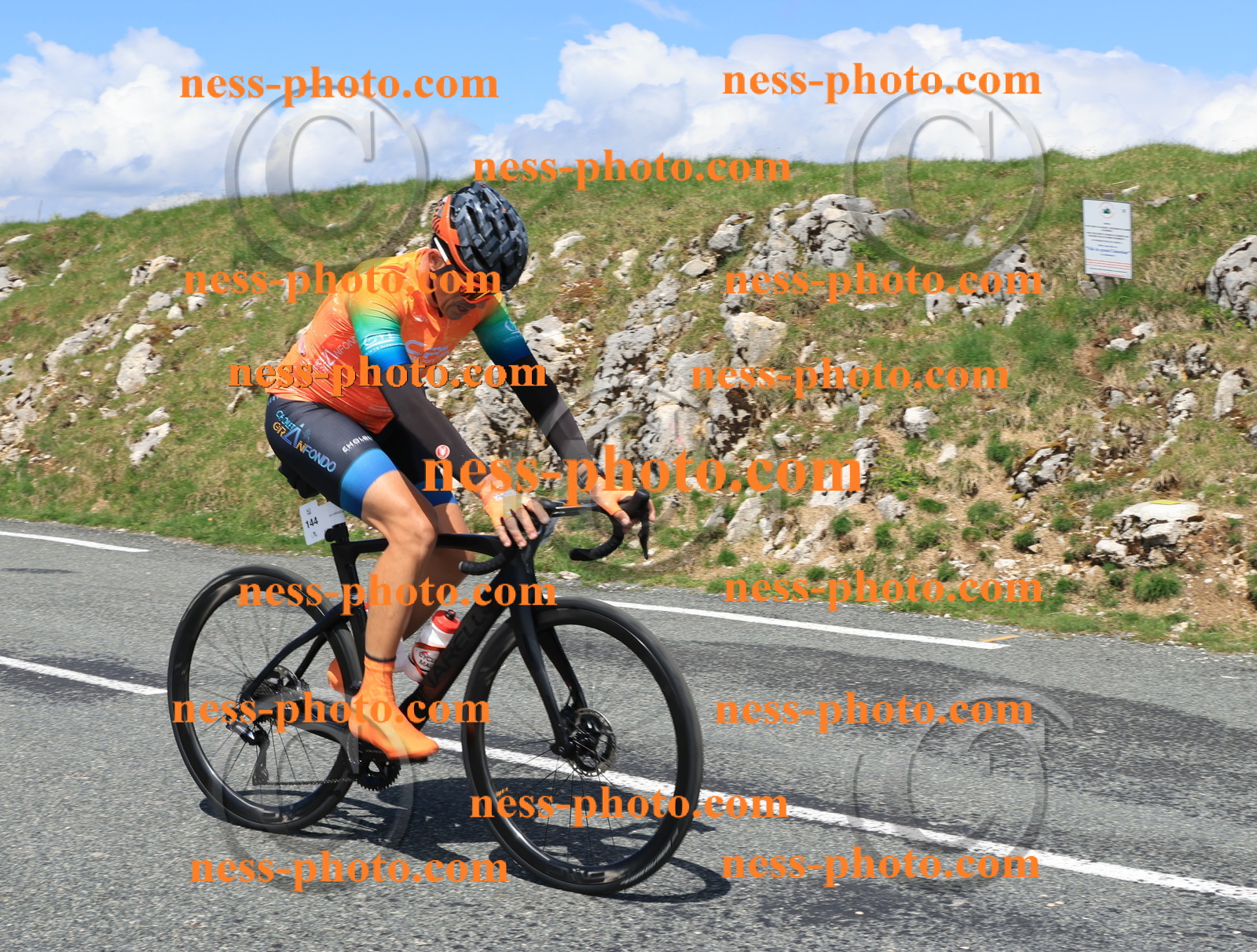 Col du Grand Colombier (2076).JPG