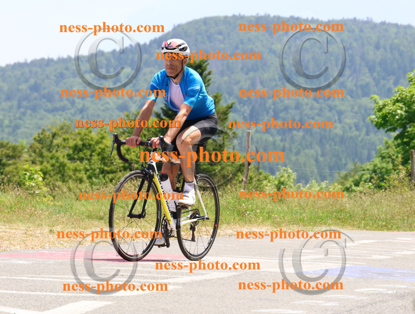 Col du grand Colombier (3201).JPG