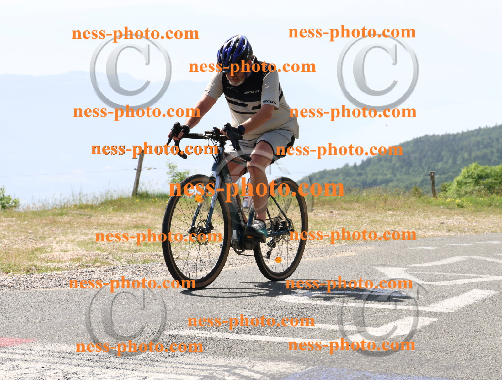 Col du grand Colombier (1156).JPG