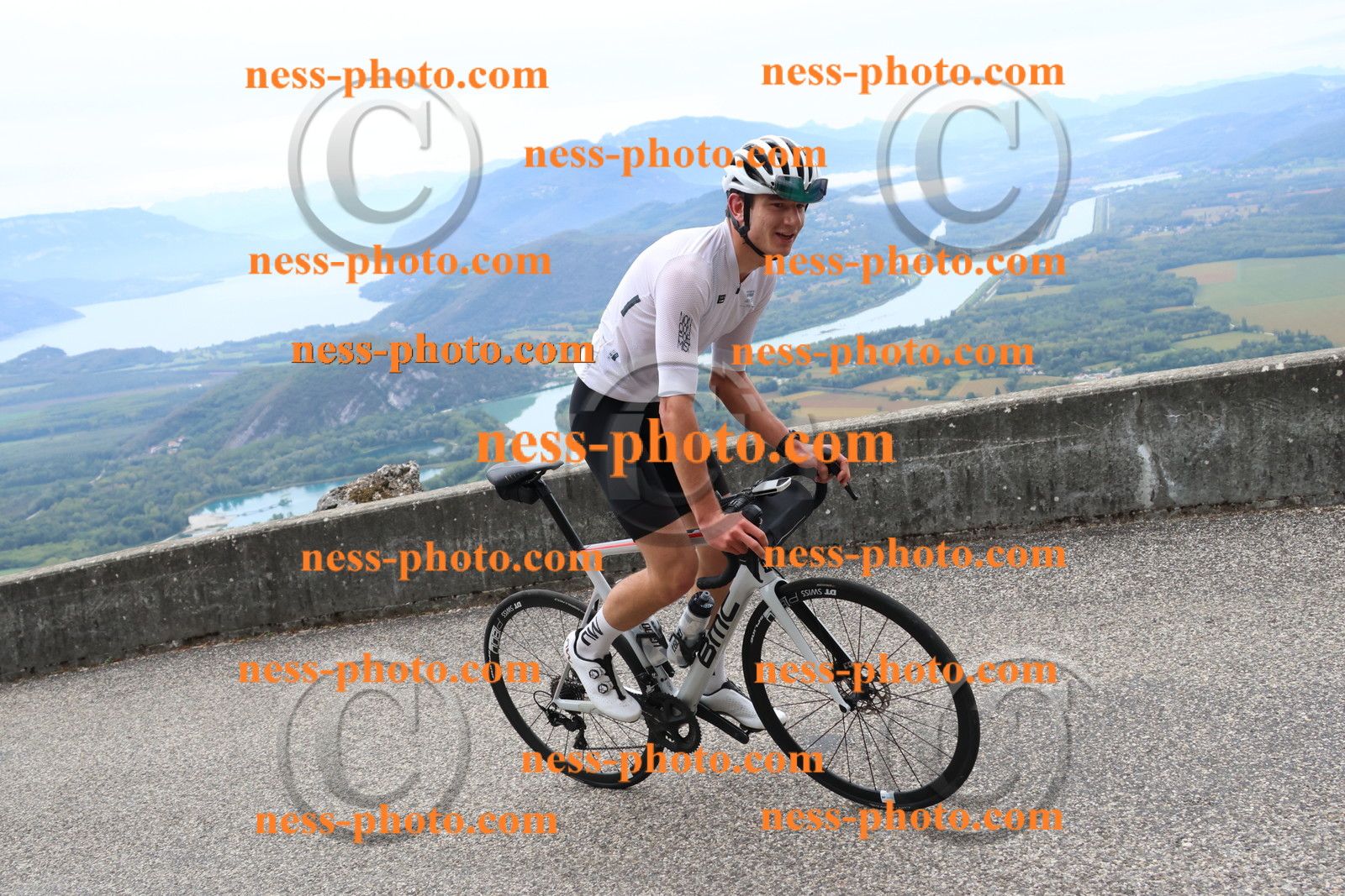 Col du Grand Colombier (1340).JPG