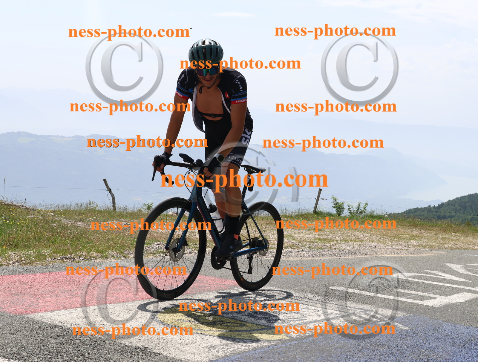 Col du grand Colombier (2062).JPG