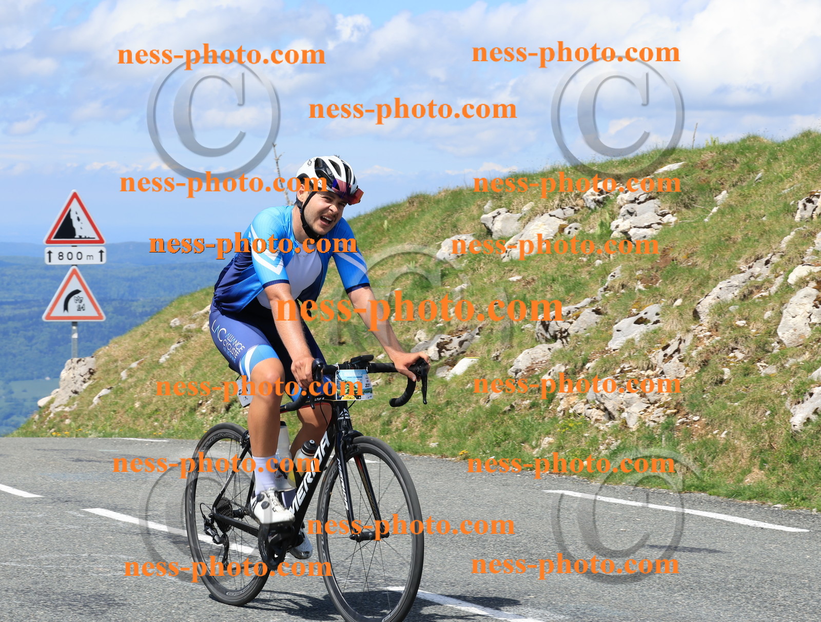 Col du Grand Colombier (2046).JPG