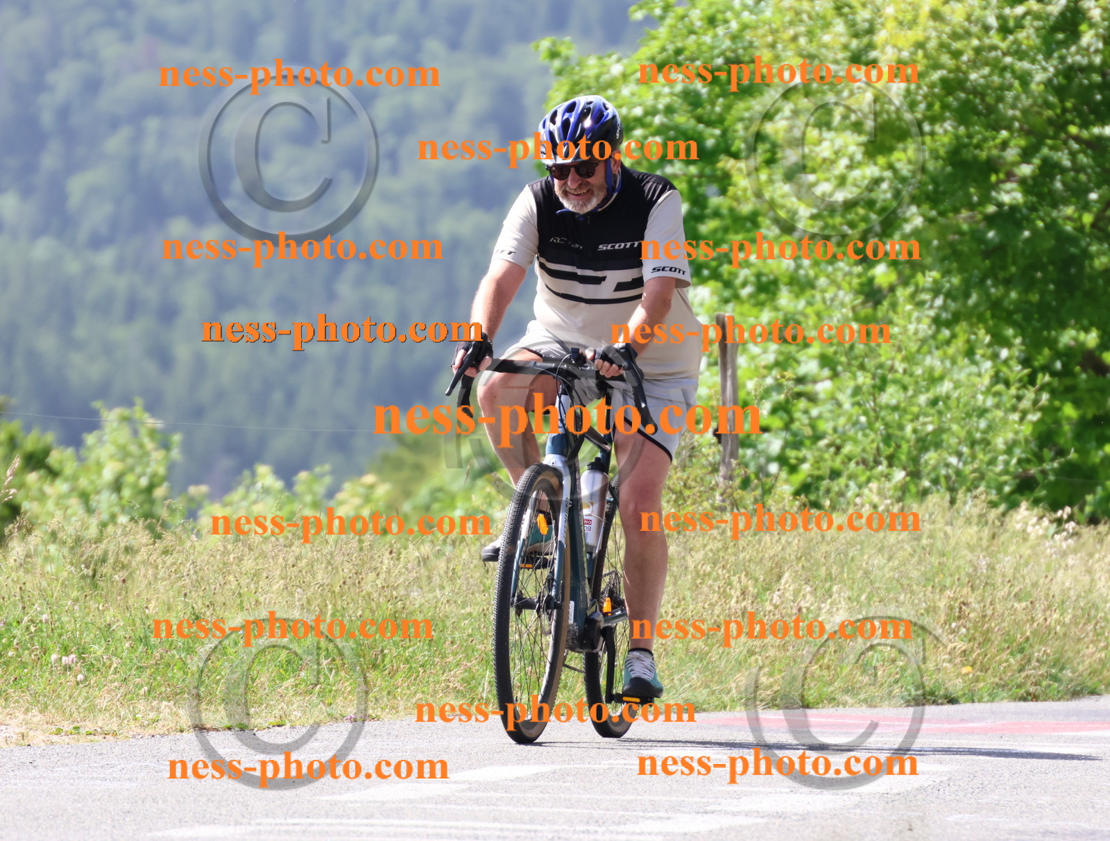 Col du grand Colombier (1151).JPG