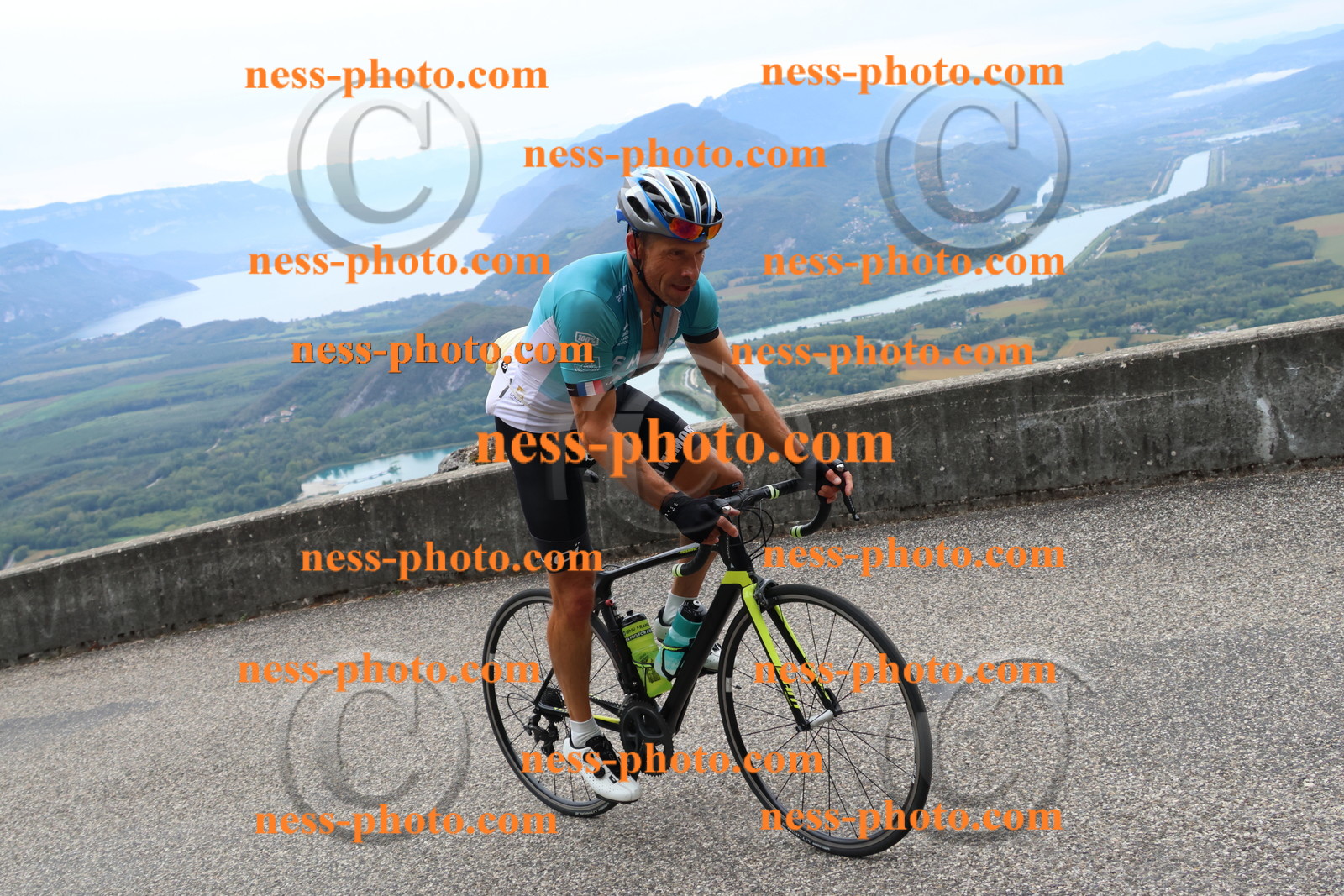 Col du Grand Colombier (1624).JPG