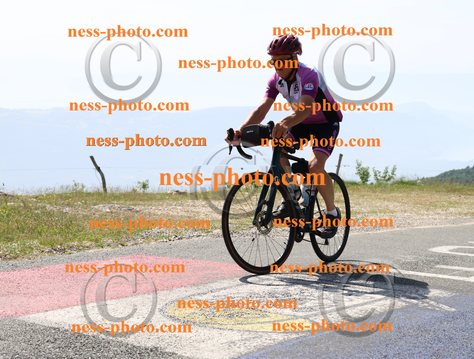 Col du grand Colombier (1205).JPG