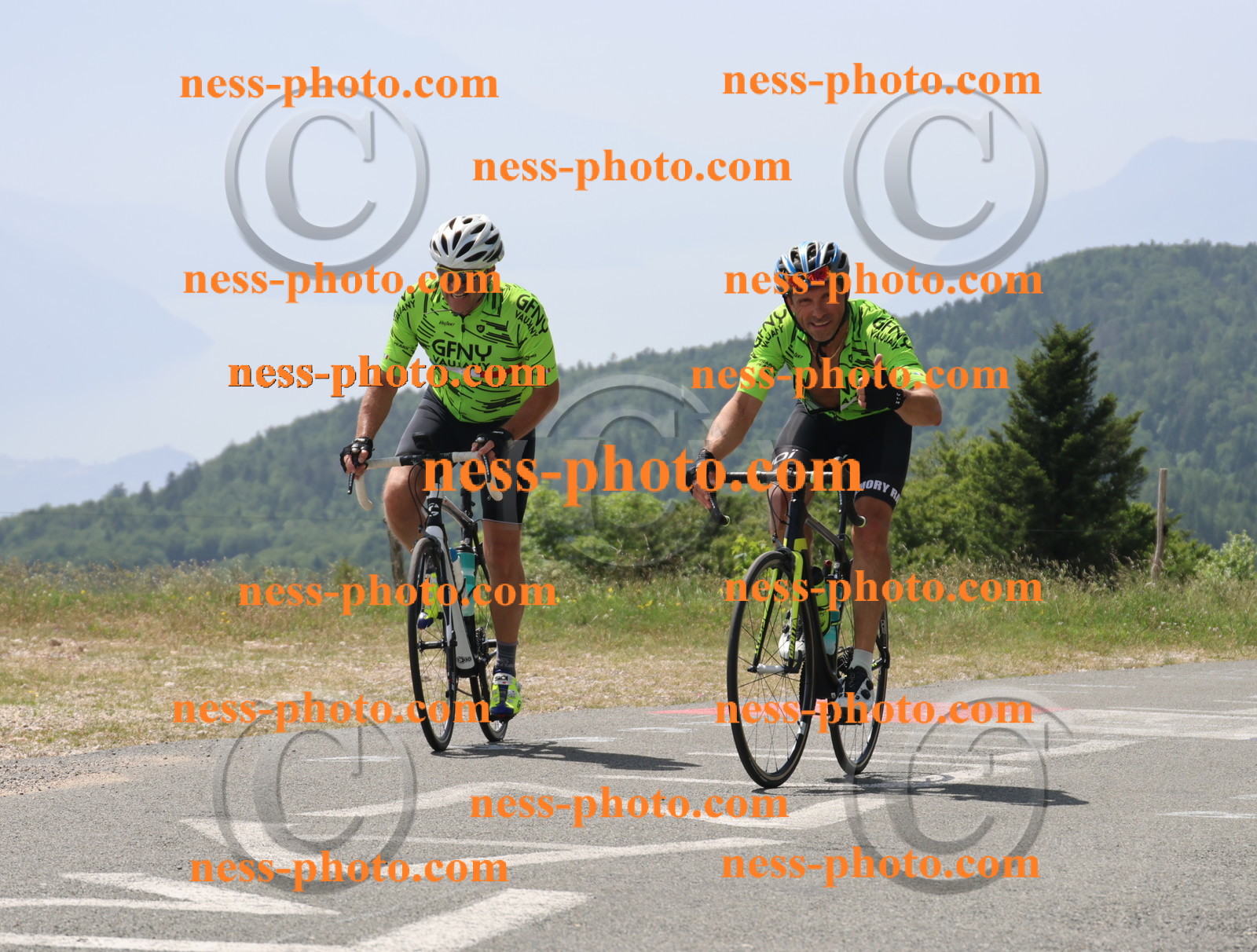 Col du grand Colombier (2135).JPG