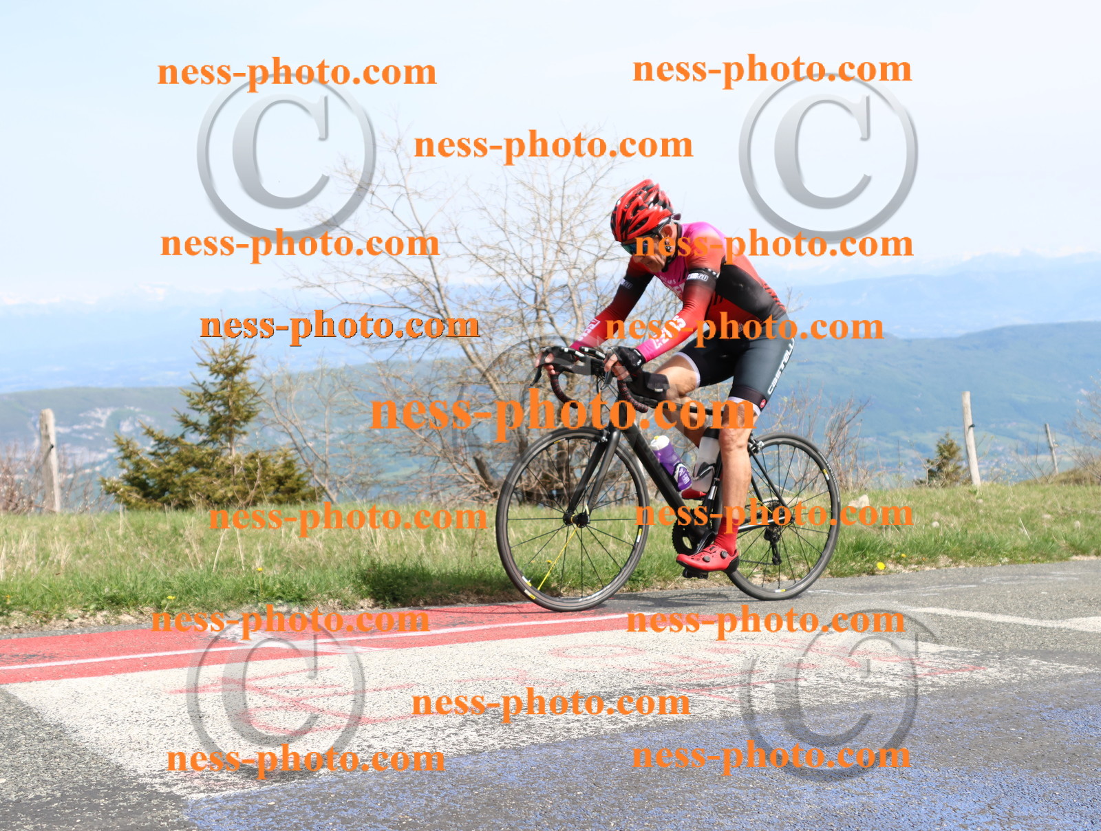 Col du Grand Colombier (1055).JPG