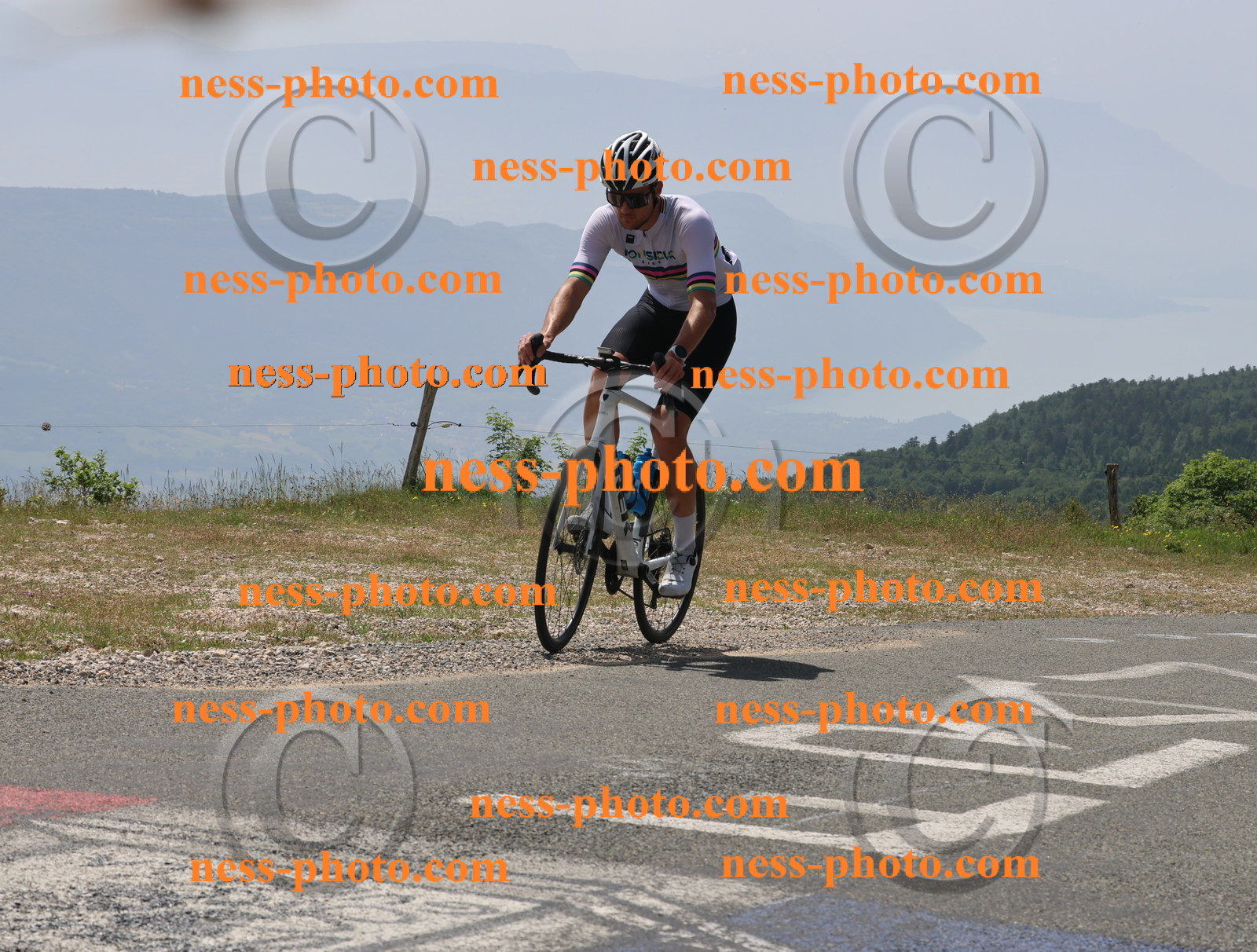 Col du grand Colombier (2151).JPG