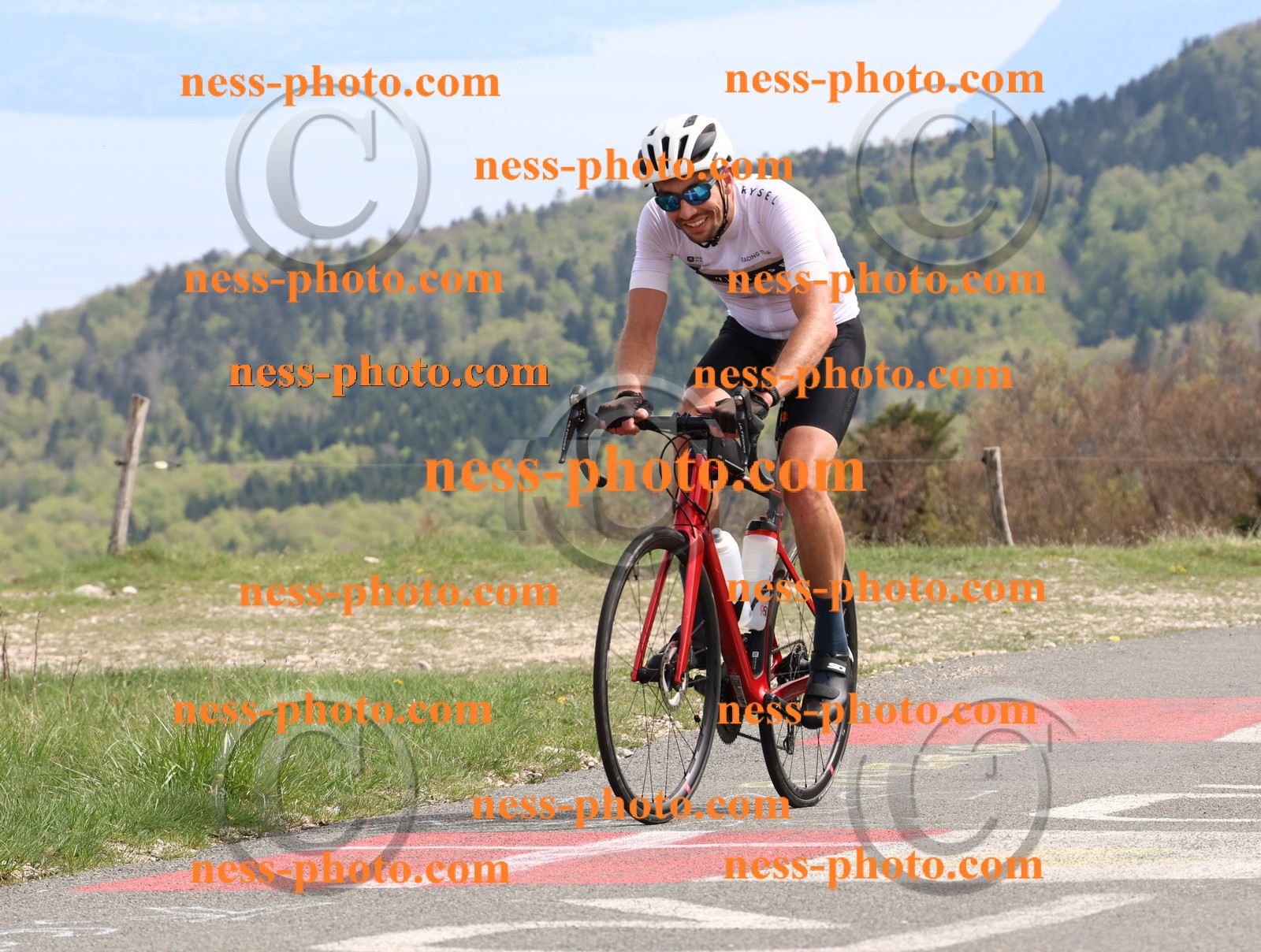 Col du Grand Colombier (1069).JPG