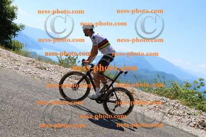 Col du Grand Colombier (2460).JPG