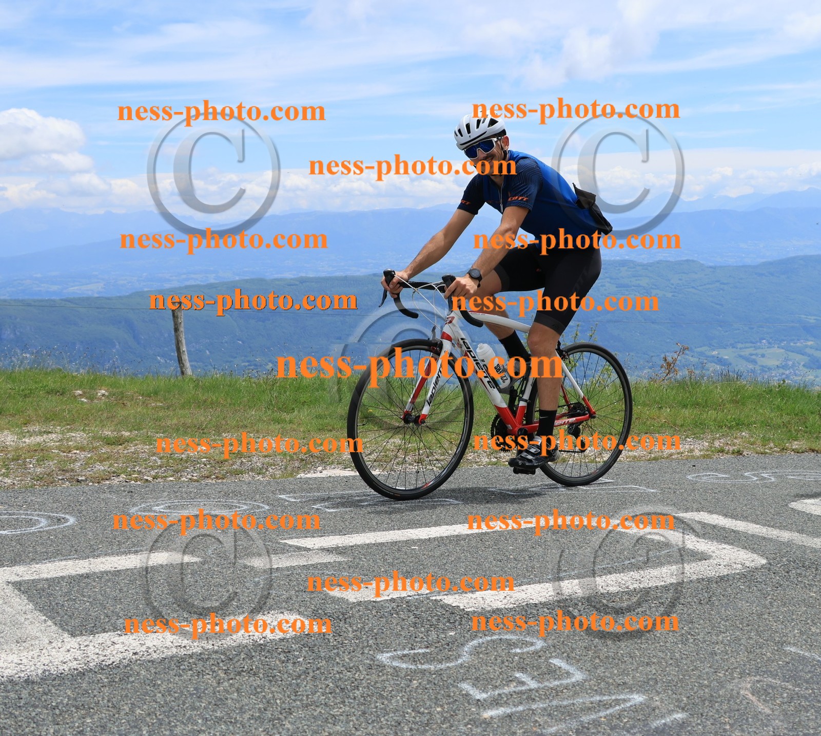 Col du Grand Colombier (485).JPG