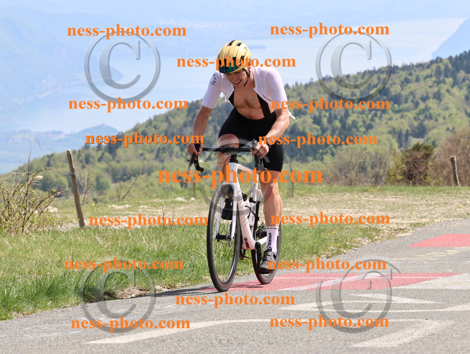 Col du Grand Colombier (953).JPG