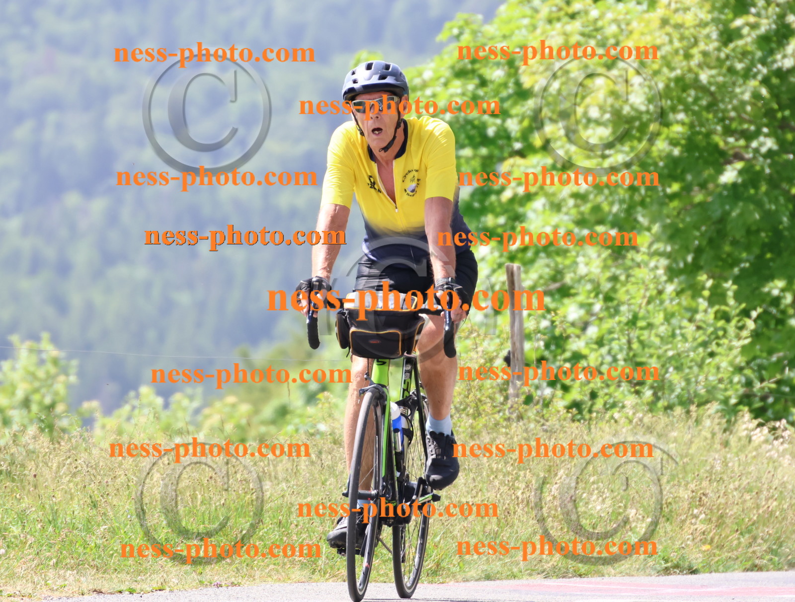 Col du grand Colombier (1580).JPG