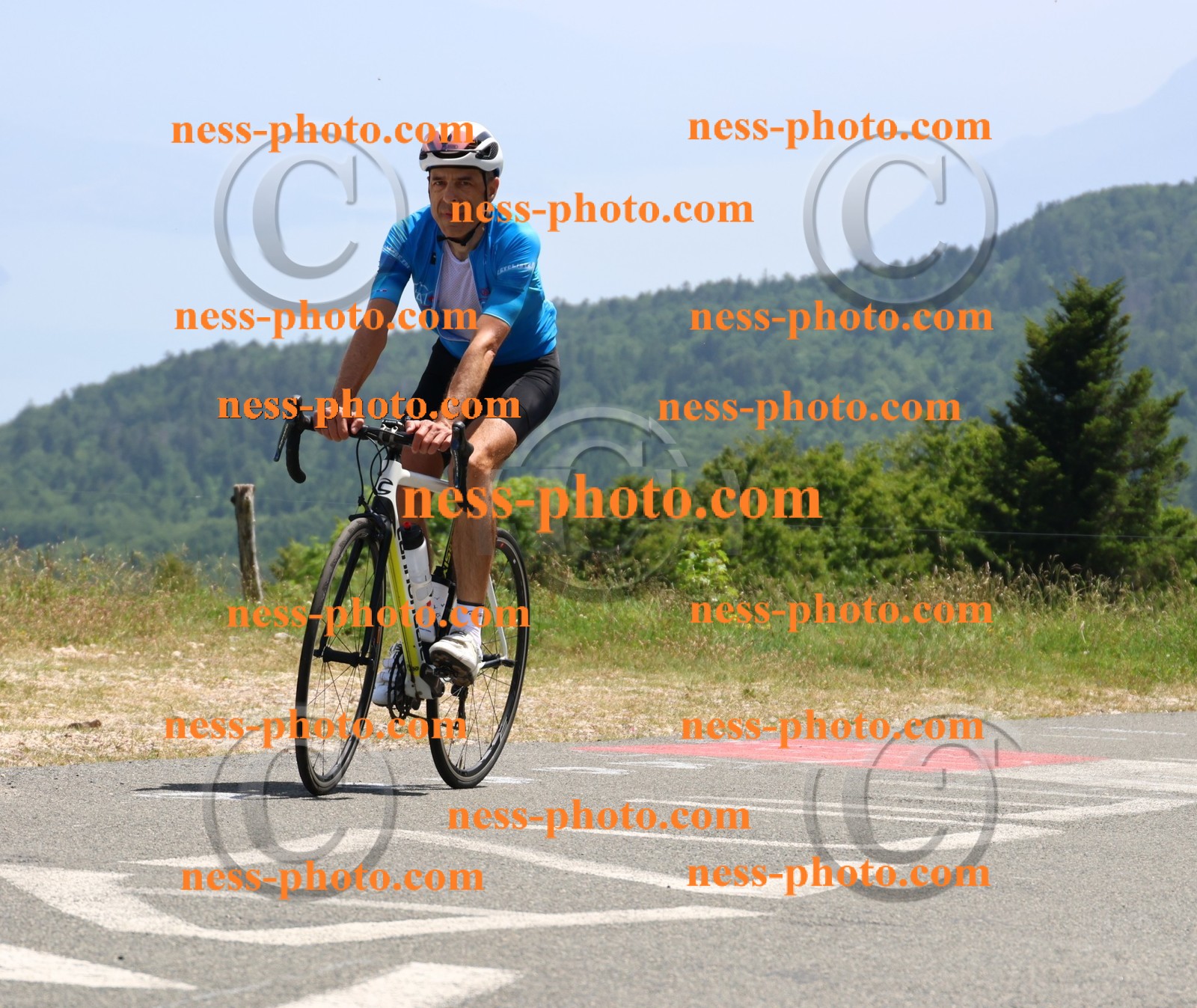 Col du grand Colombier (3203).JPG