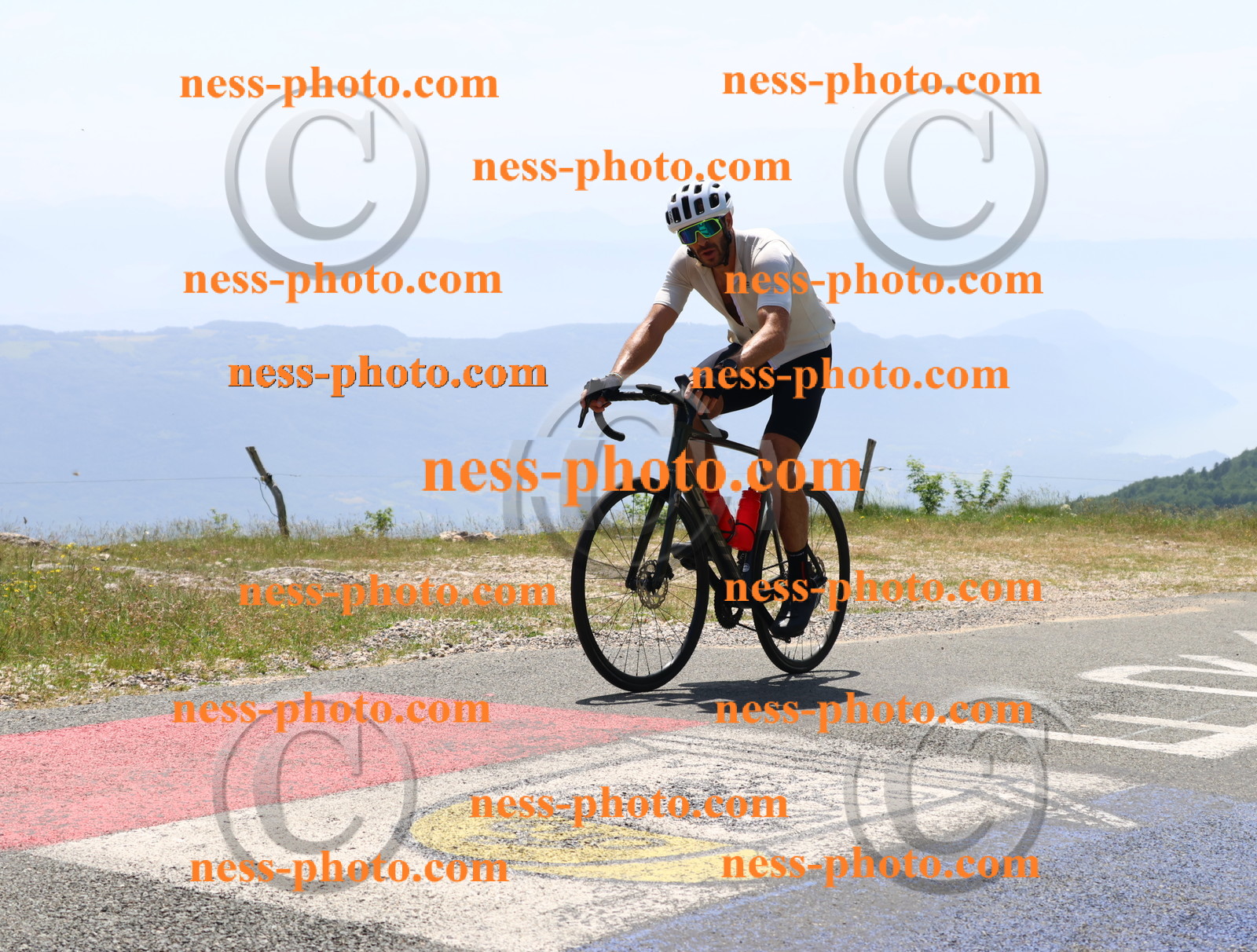 Col du grand Colombier (2532).JPG