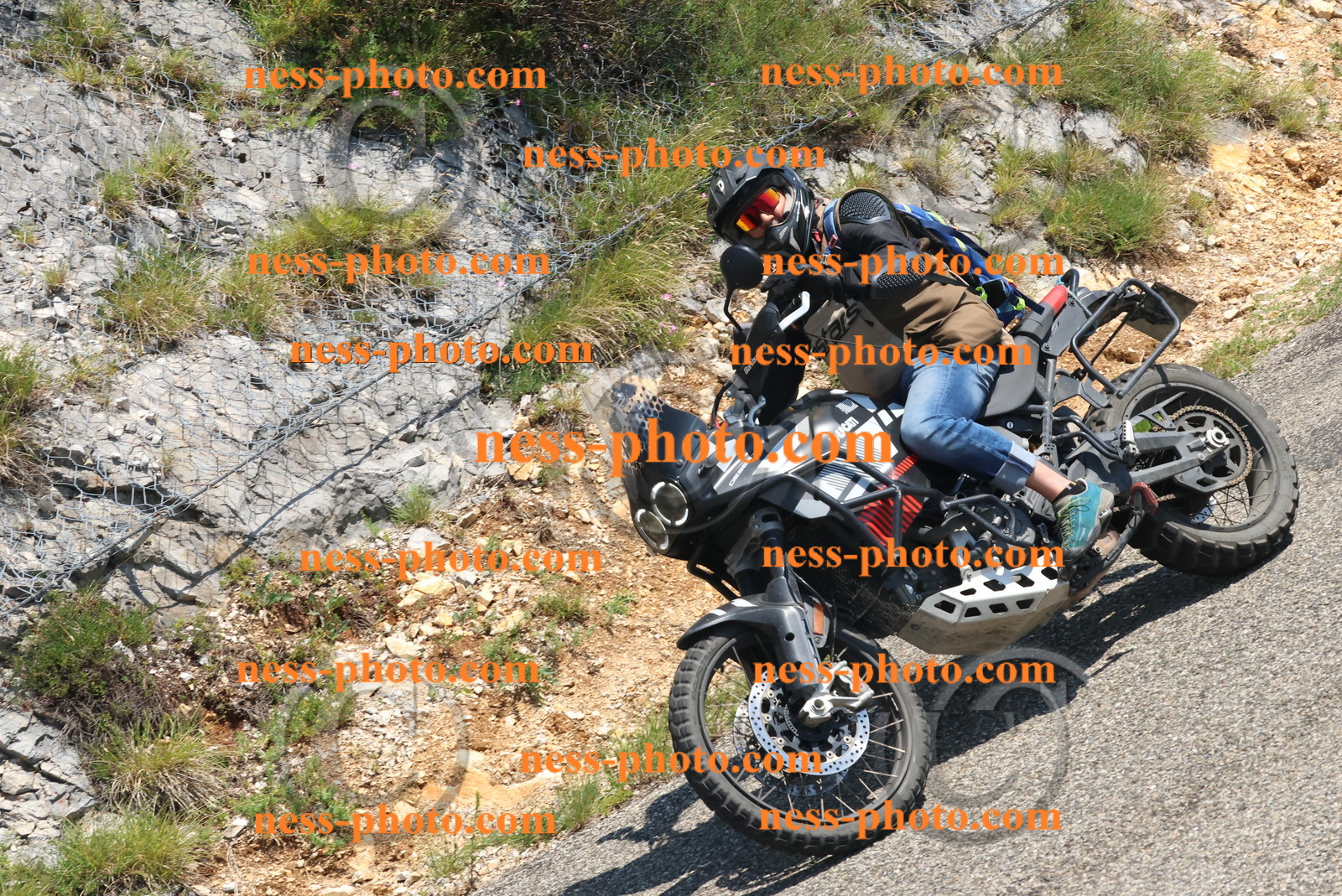 Col du Grand Colombier (163).JPG