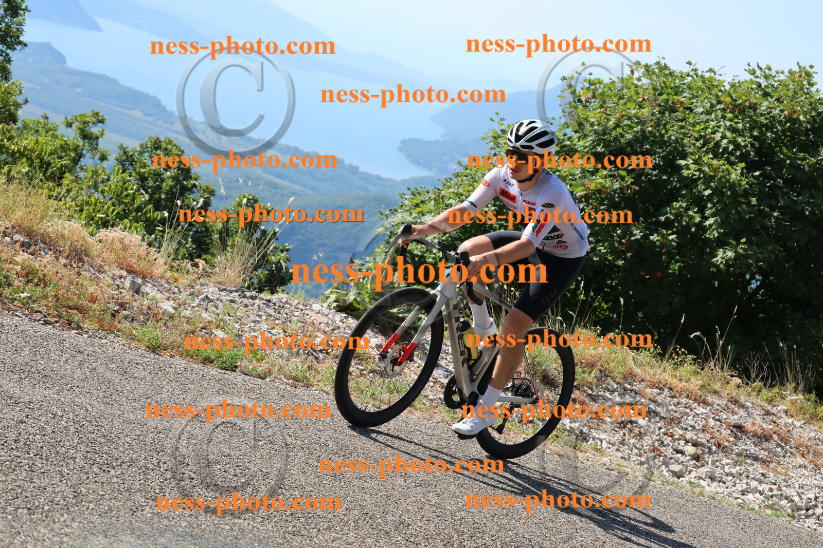 Col du Grand Colombier (193).JPG