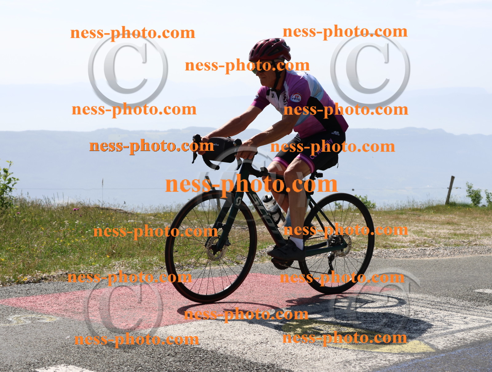 Col du grand Colombier (1206).JPG