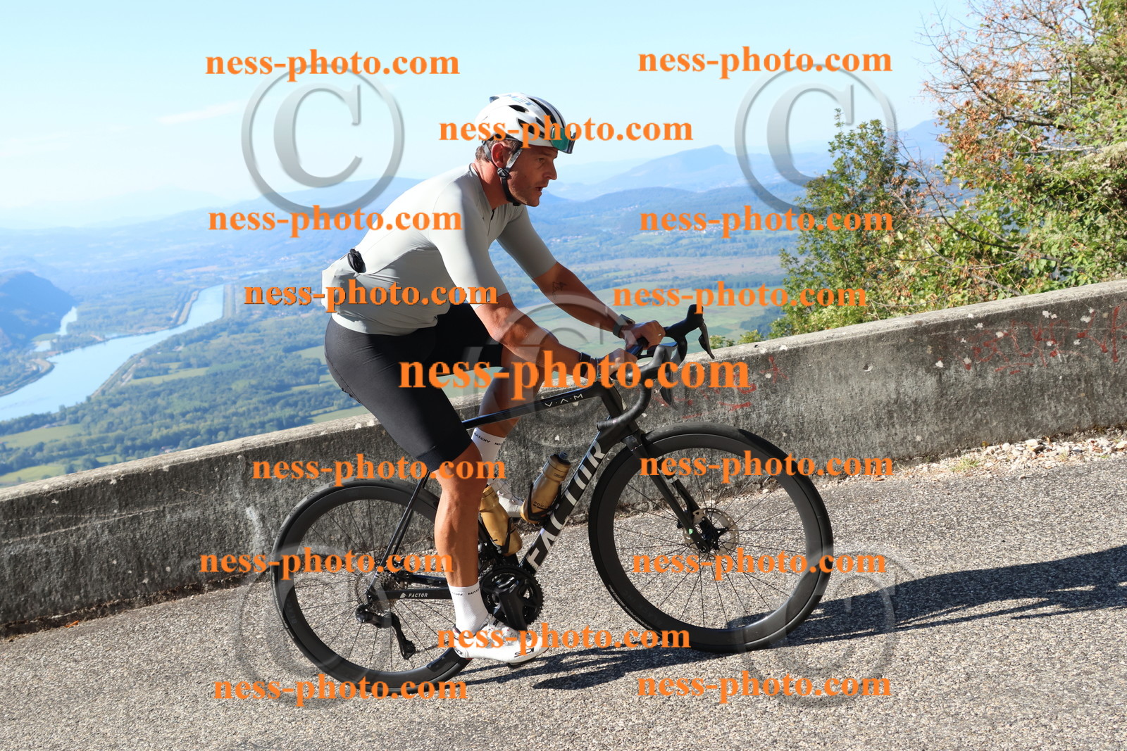 Col du Grand Colombier (45).JPG