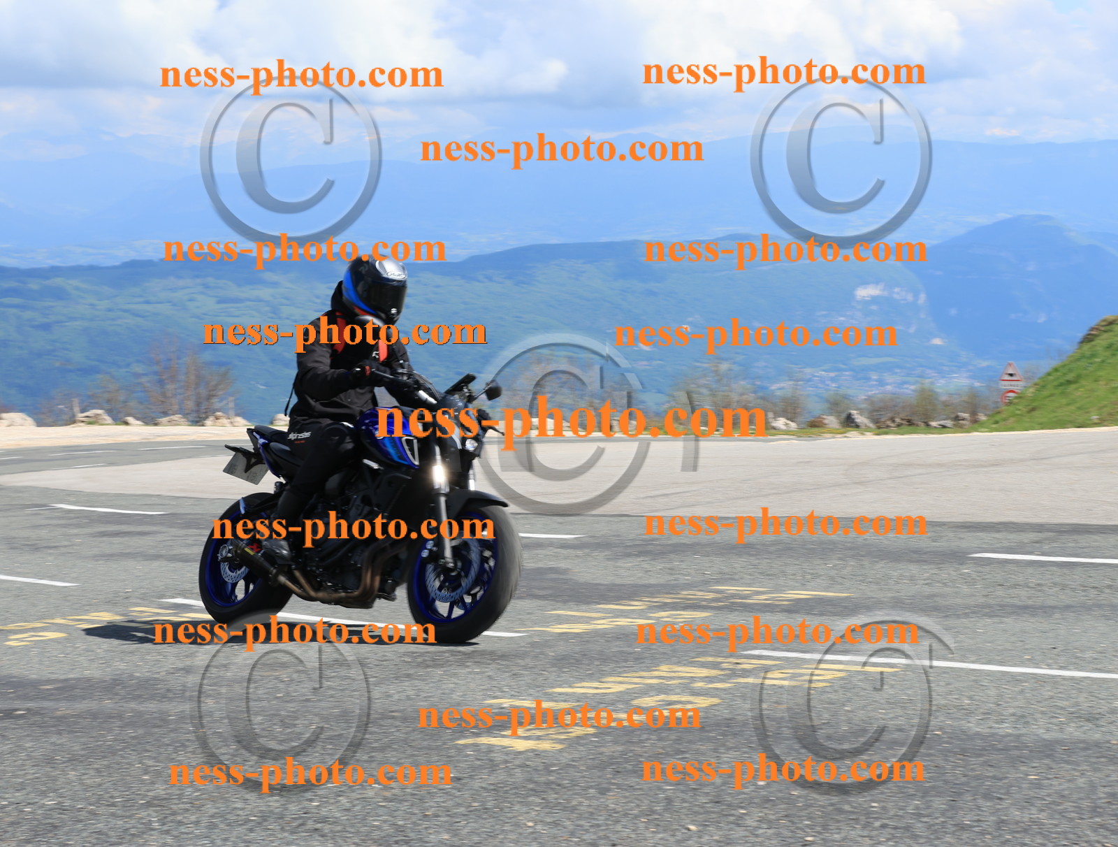 Col du Grand Colombier (179).JPG