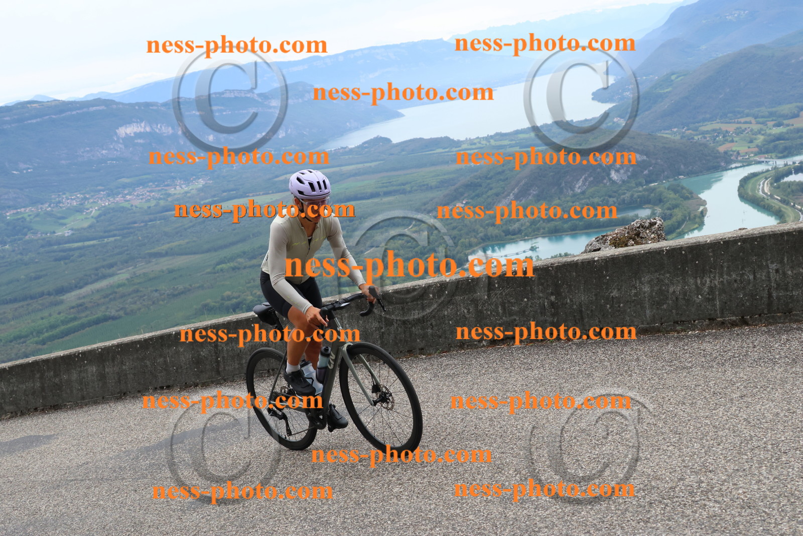 Col du Grand Colombier (1639).JPG