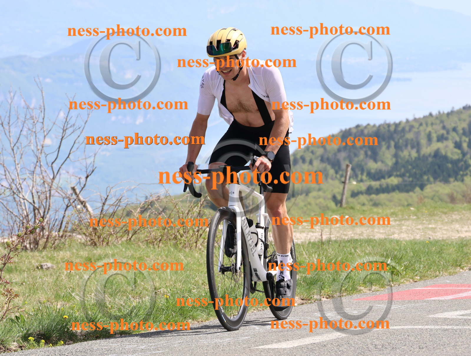 Col du Grand Colombier (954).JPG