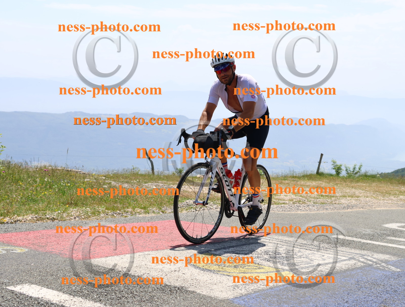 Col du grand Colombier (2665).JPG