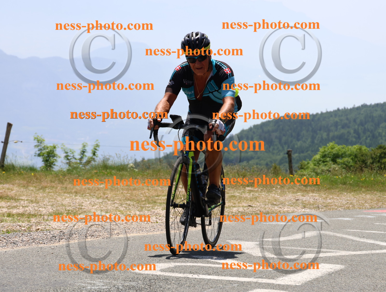 Col du grand Colombier (2805).JPG