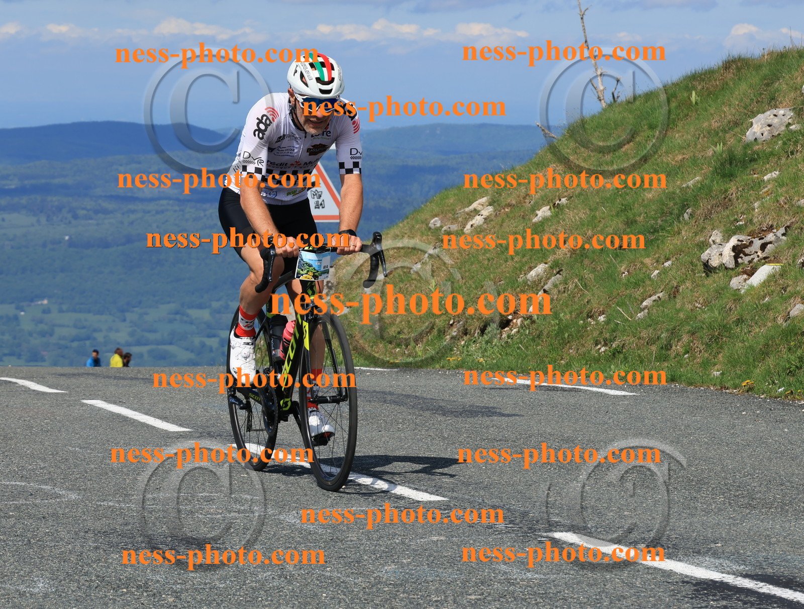 Col du Grand Colombier (532).JPG