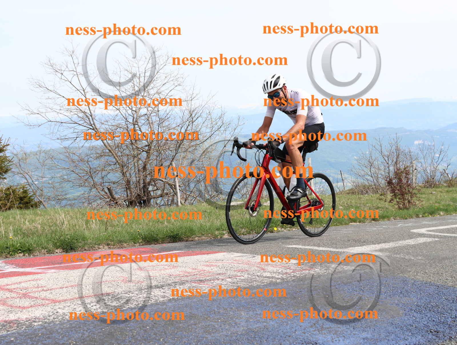 Col du Grand Colombier (1073).JPG