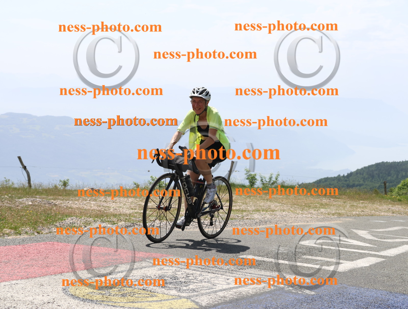 Col du grand Colombier (2091).JPG