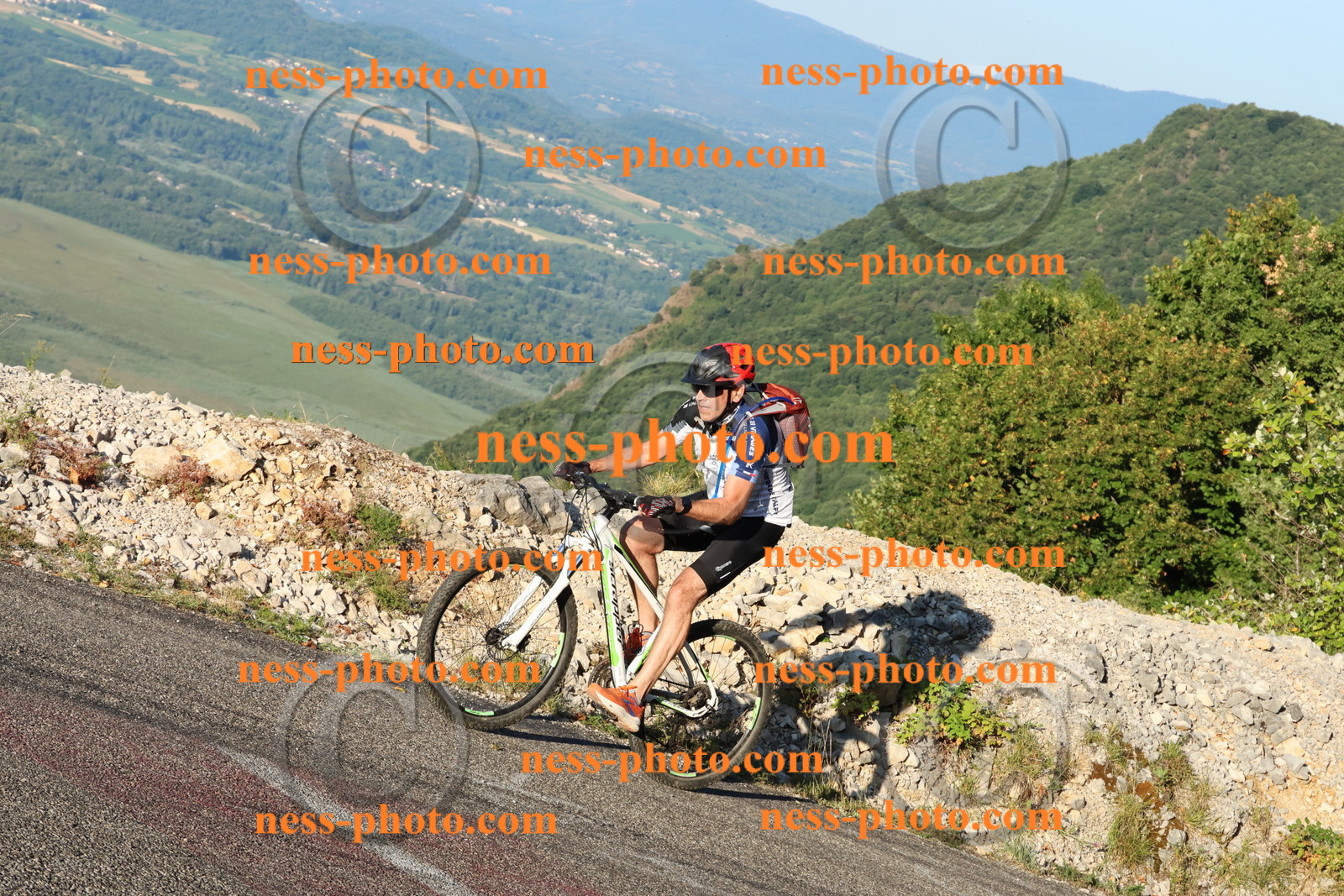 Col du Grand Colombier (20).JPG