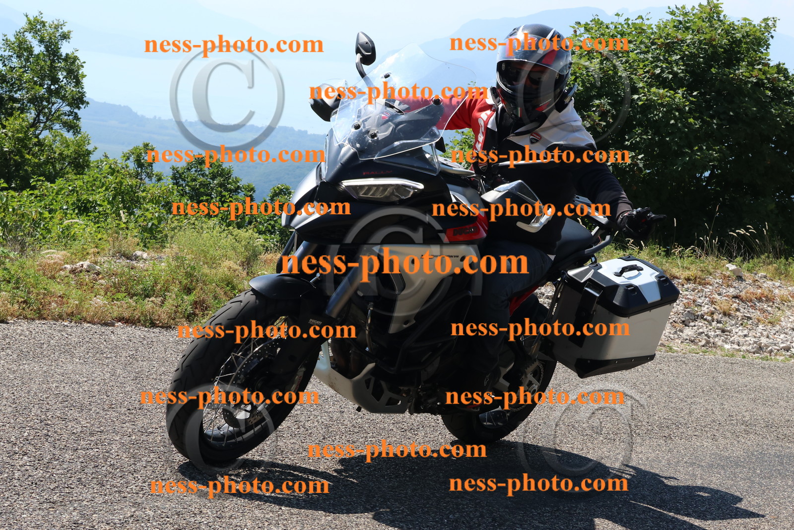 Col du Grand Colombier (96).JPG