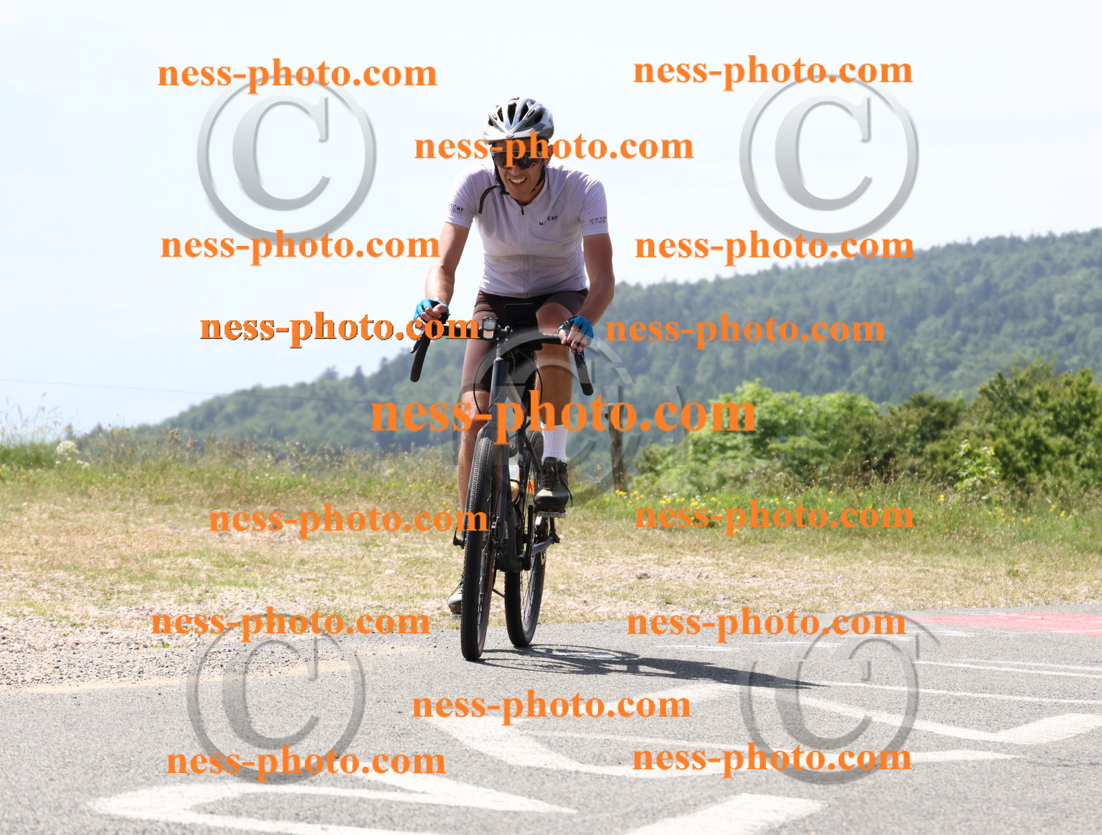 Col du grand Colombier (1575).JPG