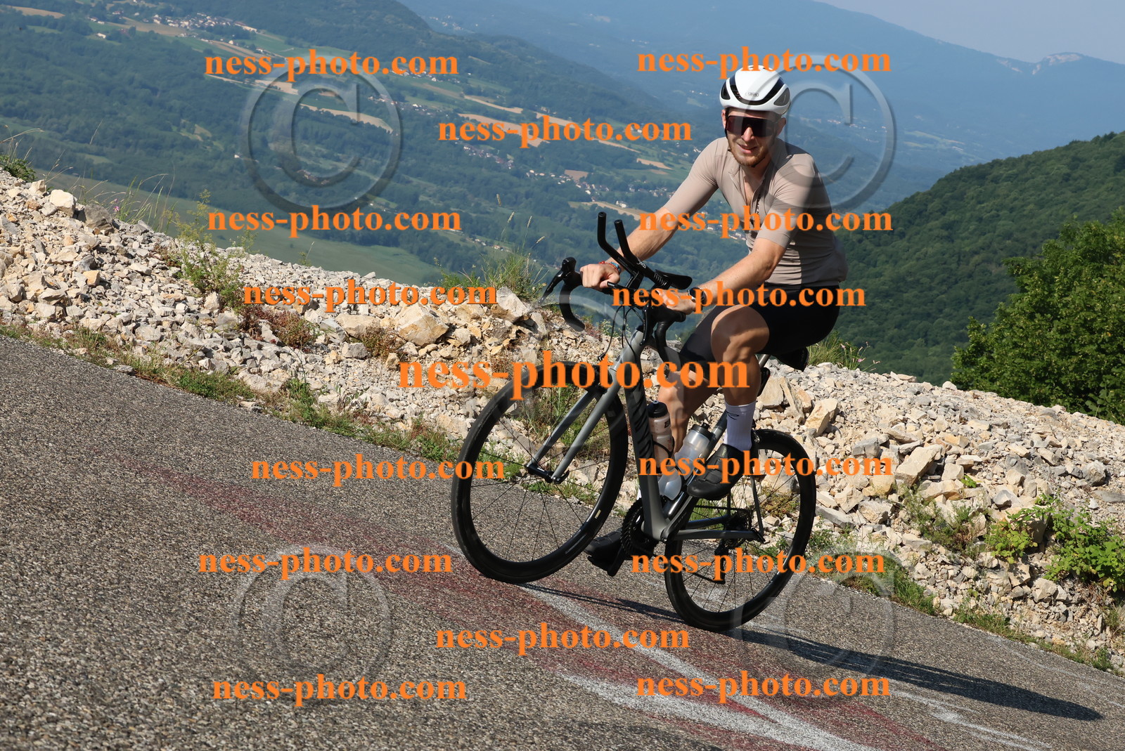 Col du Grand Colombier (118).JPG