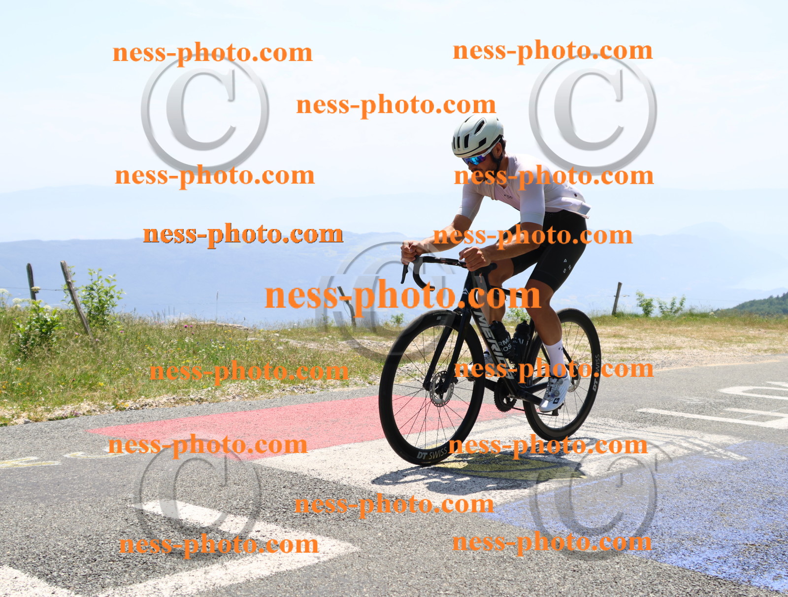 Col du grand Colombier (2751).JPG