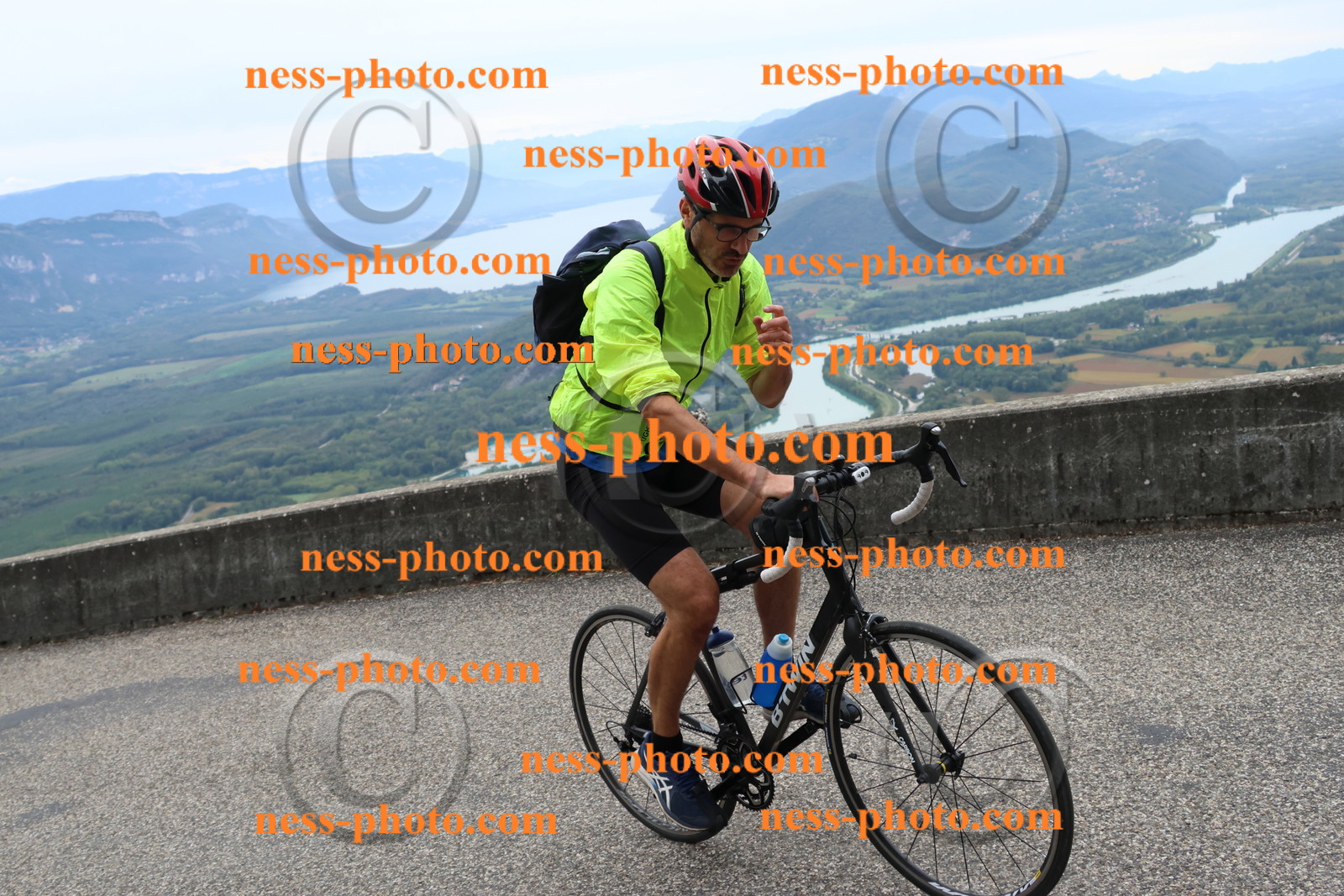 Col du Grand Colombier (1588).JPG